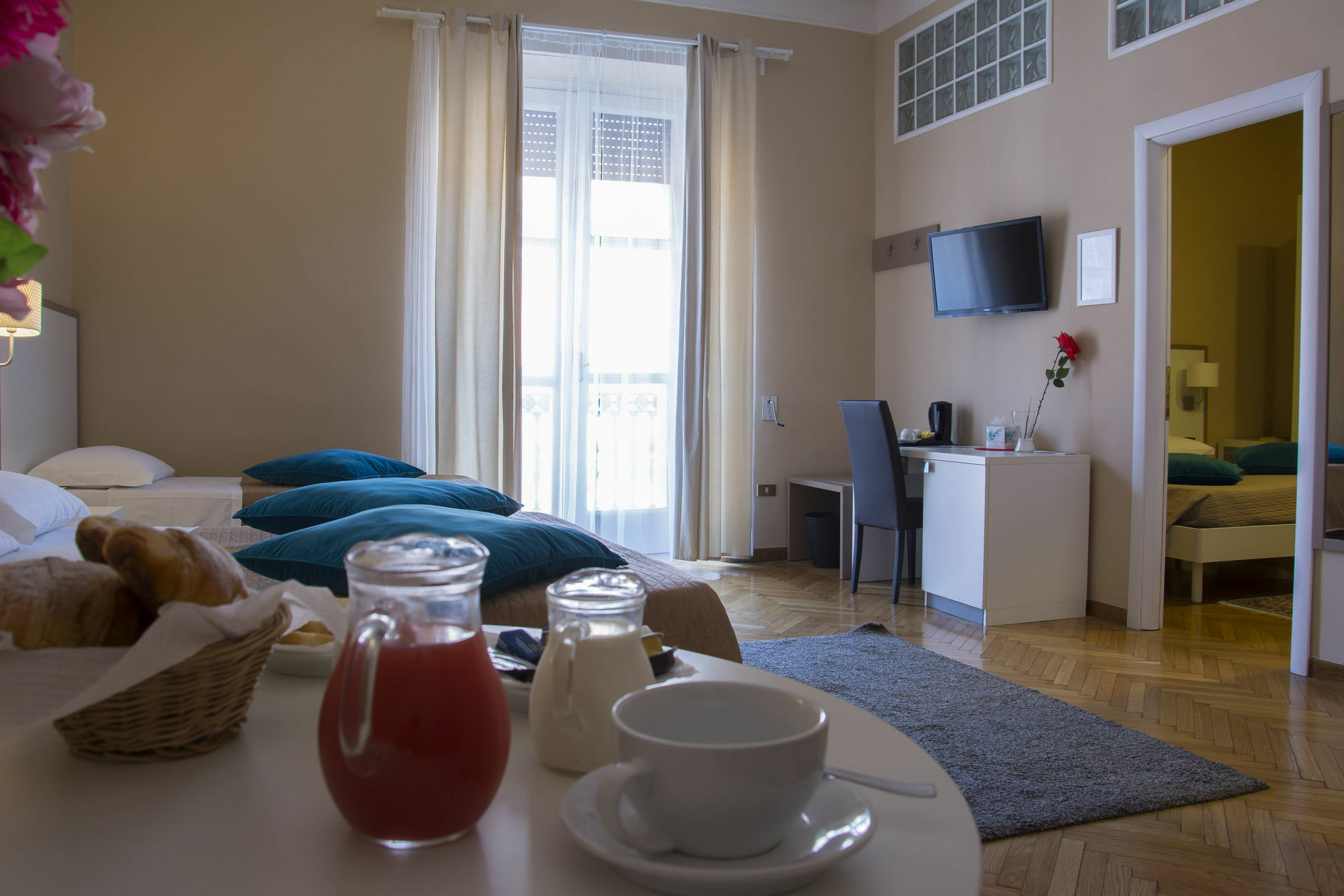 Il Ventre Di Napoli " Costantinopoli" Hotell Eksteriør bilde