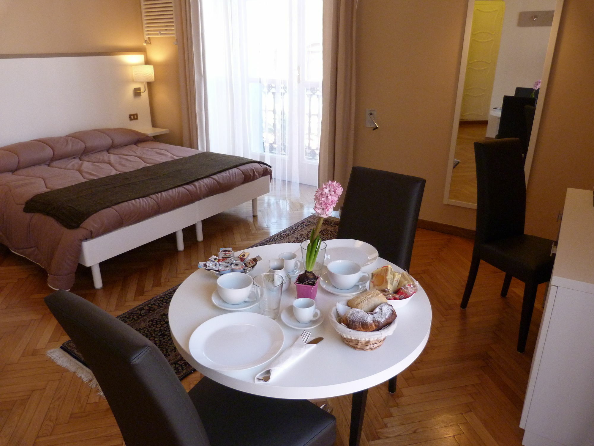 Il Ventre Di Napoli " Costantinopoli" Hotell Eksteriør bilde