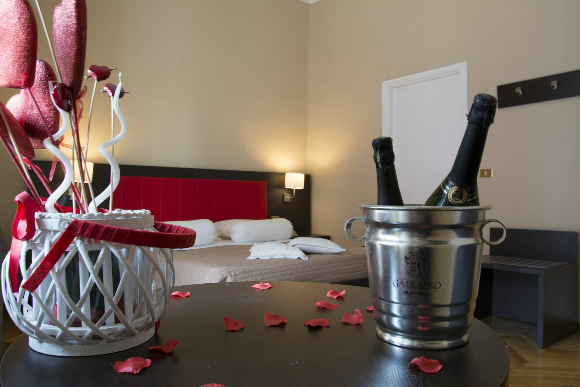Il Ventre Di Napoli " Costantinopoli" Hotell Eksteriør bilde